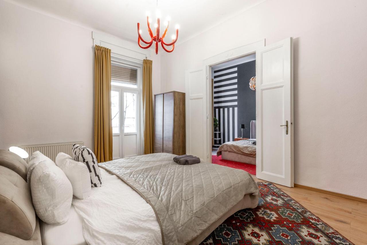 Deluxe Dohany Residence Next To The New York Cafe Budapesta Exterior foto